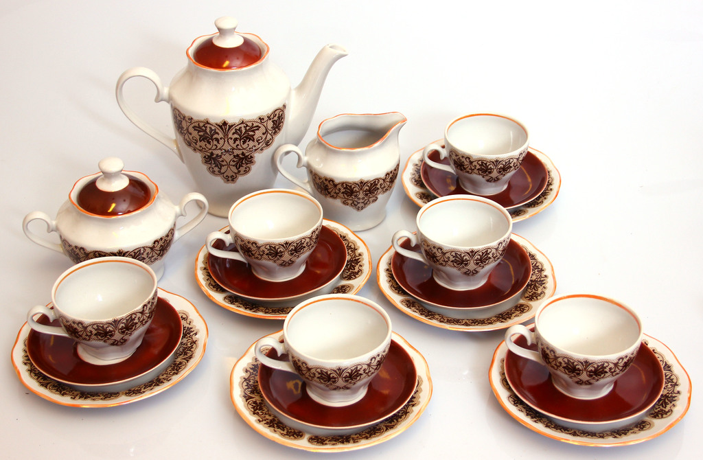 Porcelain set for 6 people in the original box