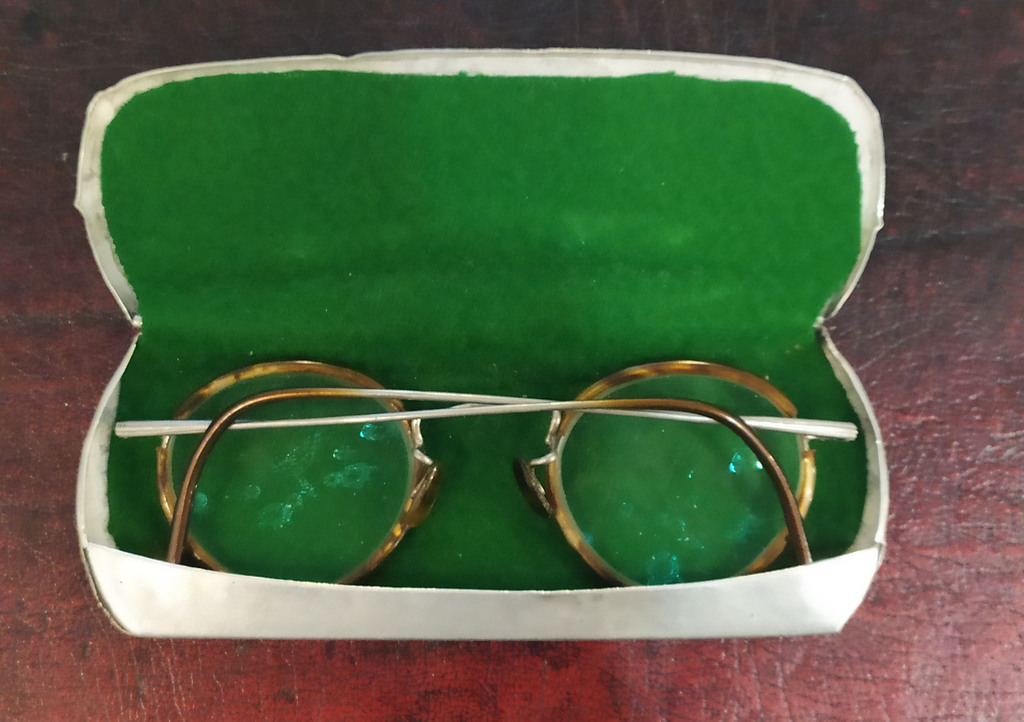 19th century glasses