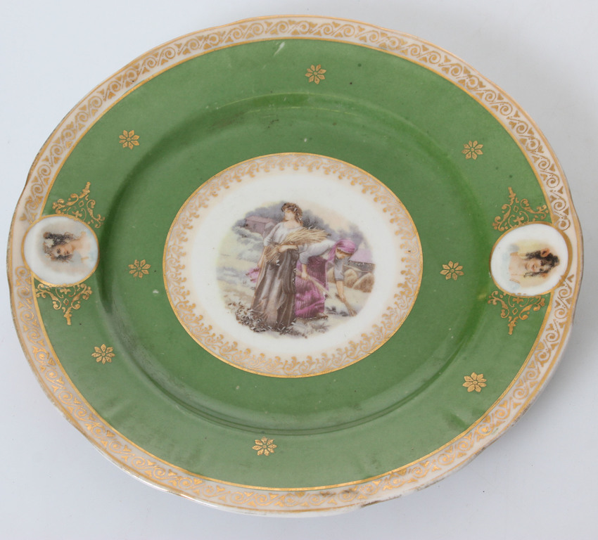 Decorative porcelain plates 2 pcs. 