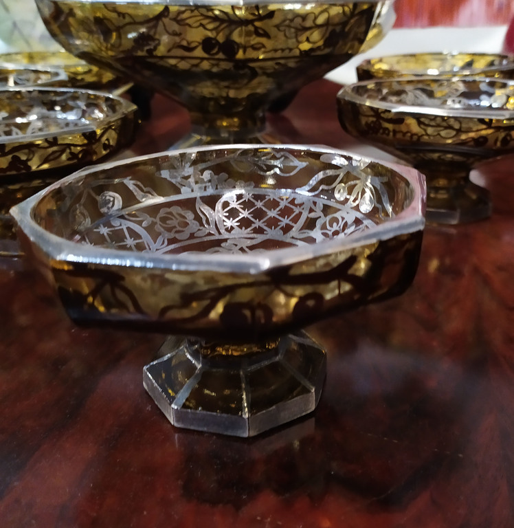 Silvered glass set (1 big bowl + 6 small bowls)
