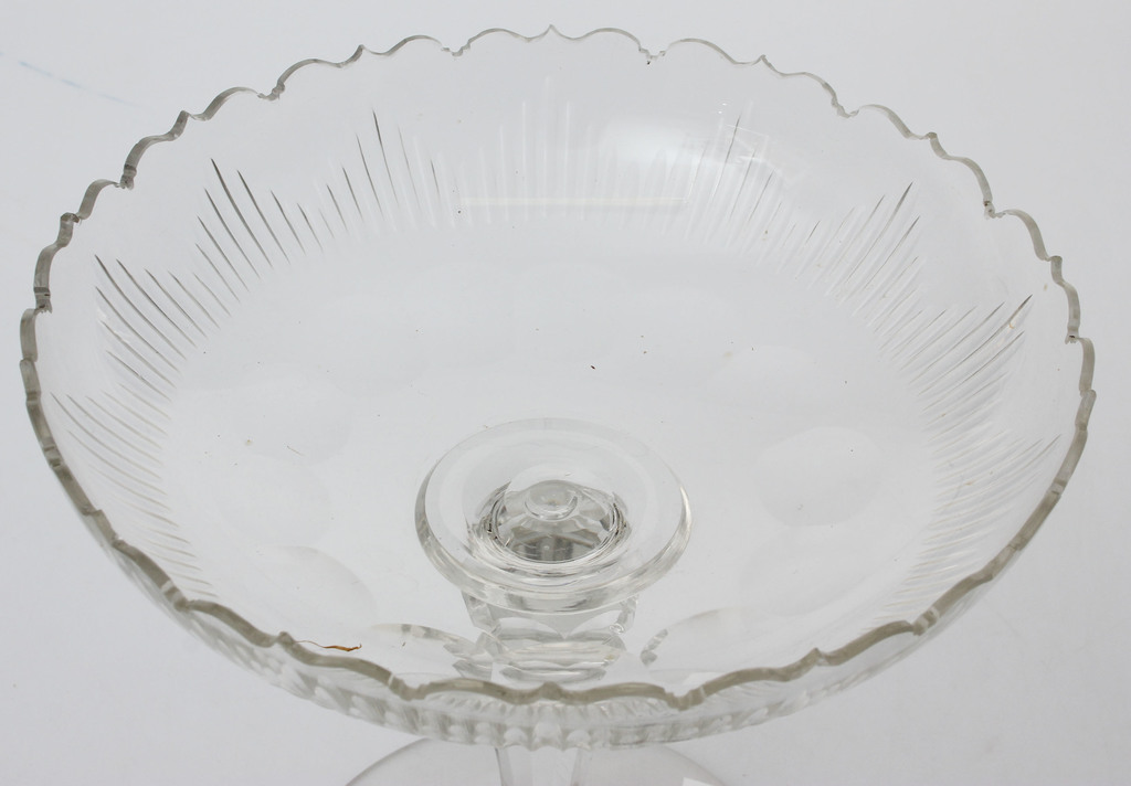Crystal serving dishes (2 pcs.)