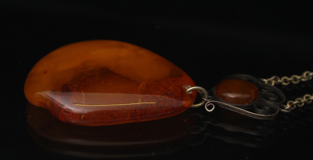 Natural Baltic amber pendant with chain