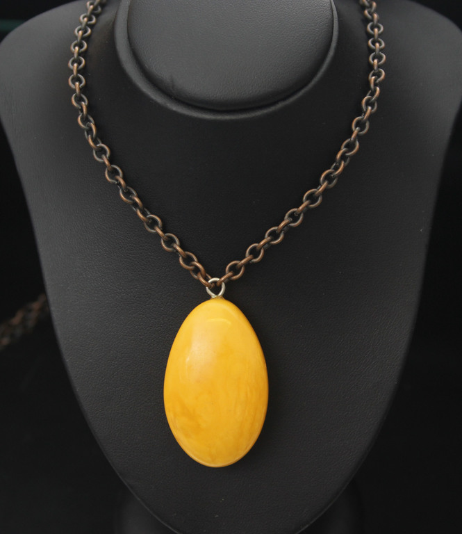 Natural Baltic amber pendant with chain