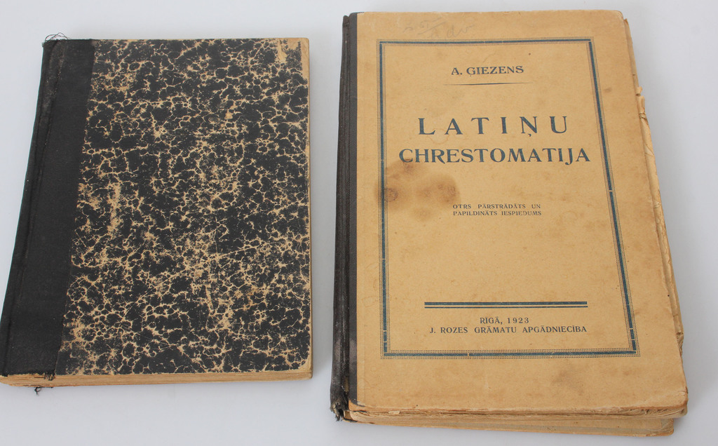 2 grāmatas - Vadonis vācu valodas mācībā pašmācībai, Latīņu hrestomātija