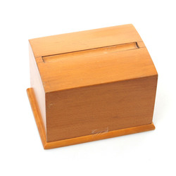 Wooden box for cigarettes