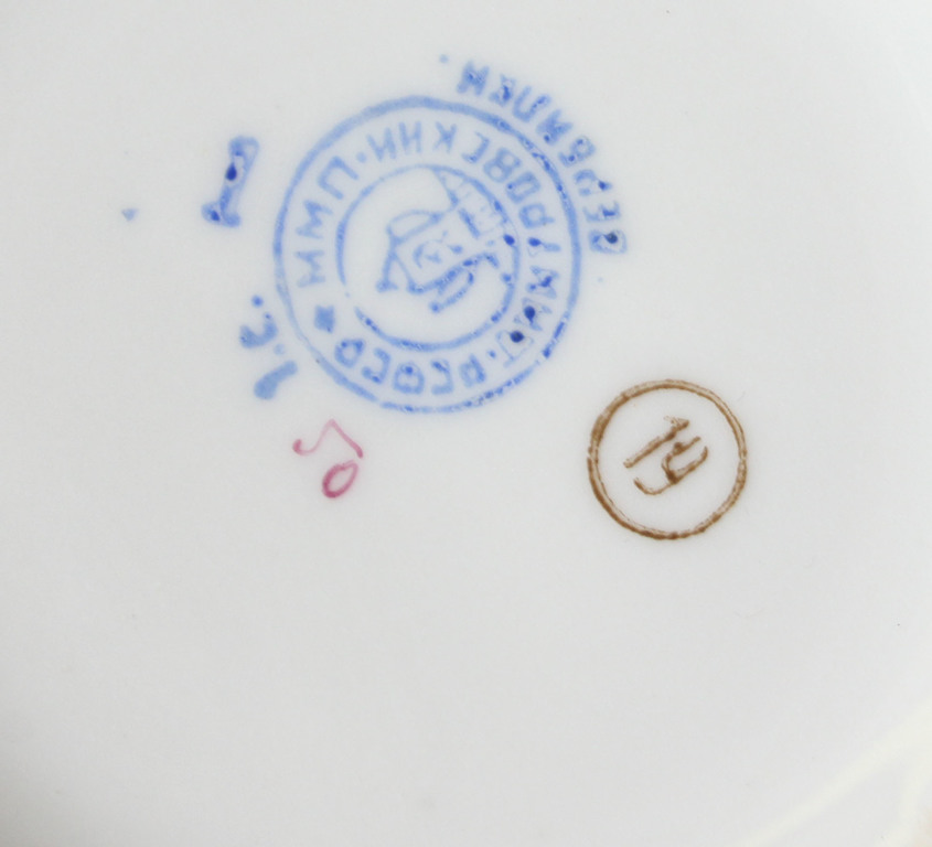 Porcelain sugar-basin