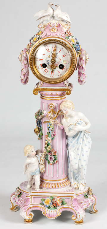 Porcelain clock