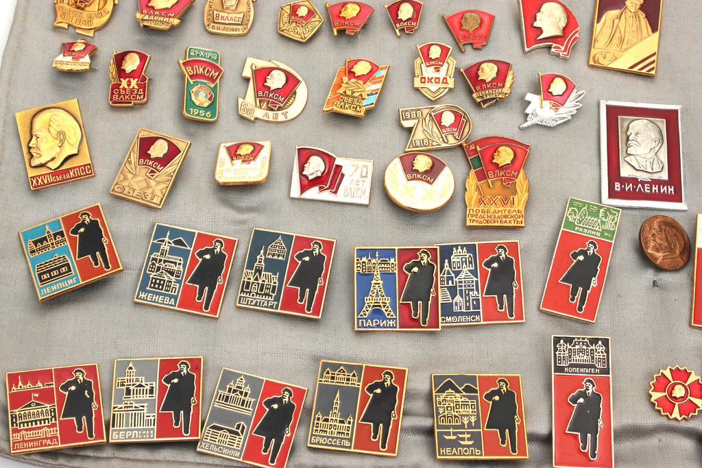 Значки (коллекция), посвященные Ленину