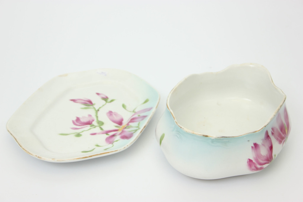 Faience set - serving plate and bowl 