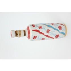 Porcelain bottle/carafe with cork