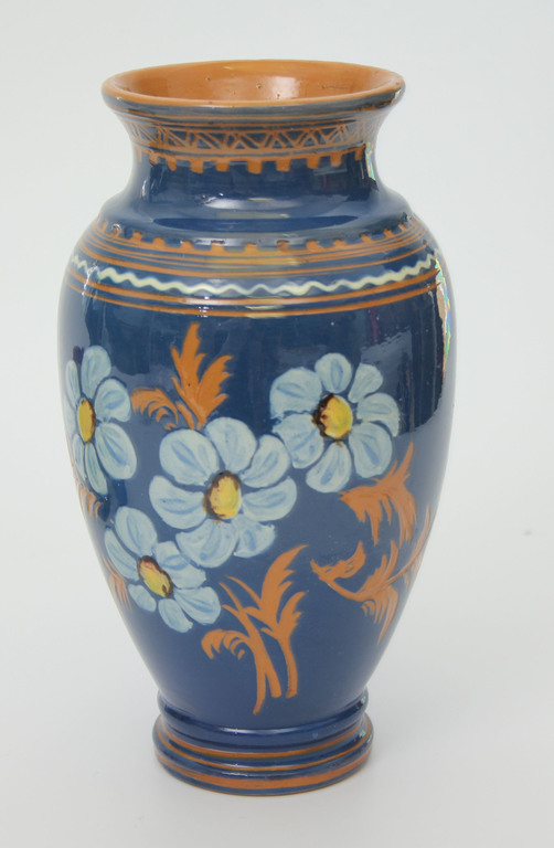  Ceramic vase 