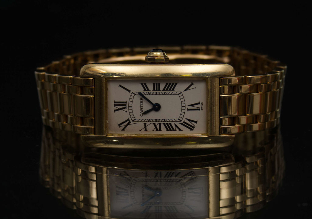 Часы Cartier Gold