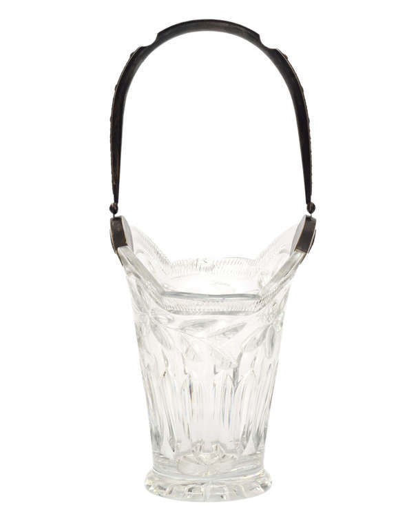 Crystal basket with silver finish