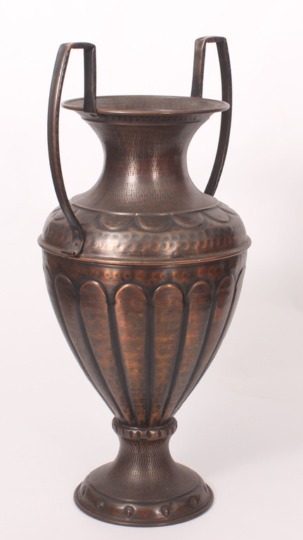 Copper vase 