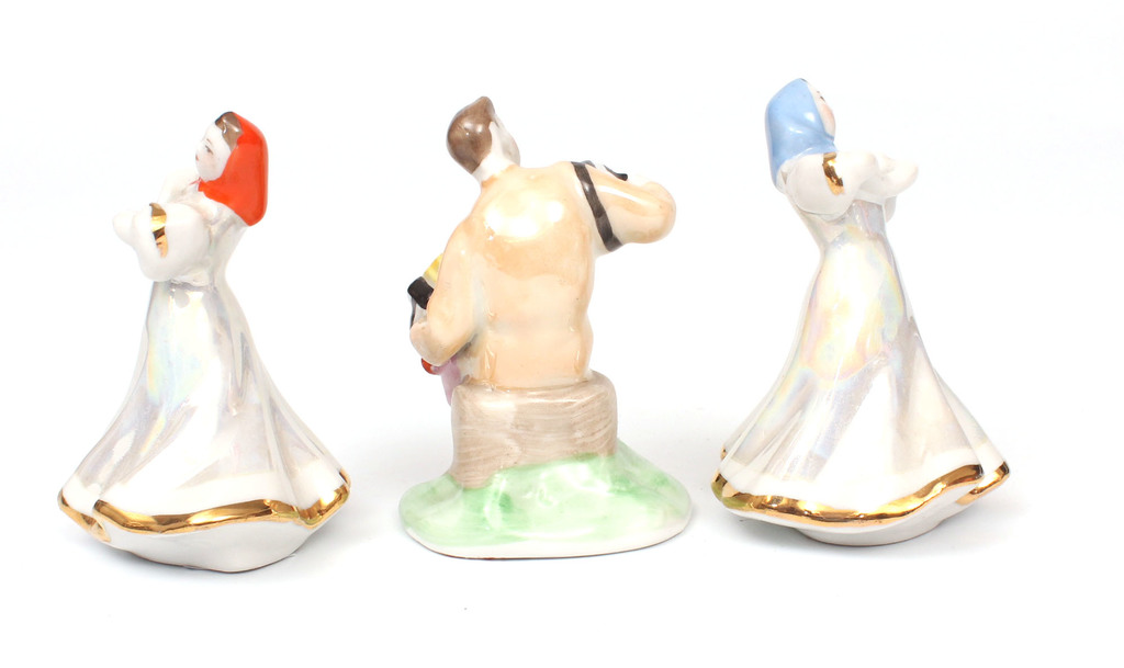 Porcelain figurines “Songs and dances”(3 piec.) 