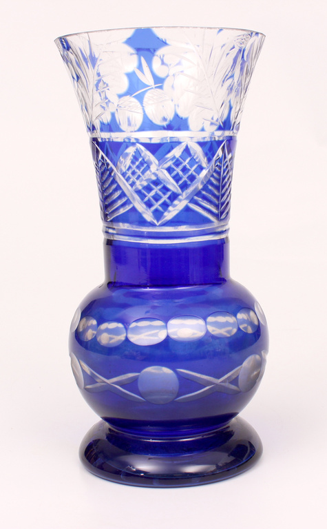 Синяя стеклянная ваза 