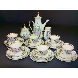 Porcelain set for 6 persons 