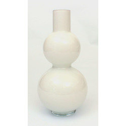 Стеклянная ваза из белого стекло