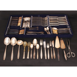Silver-plated cutlery set