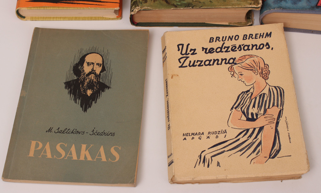 10 книг на латышском языке