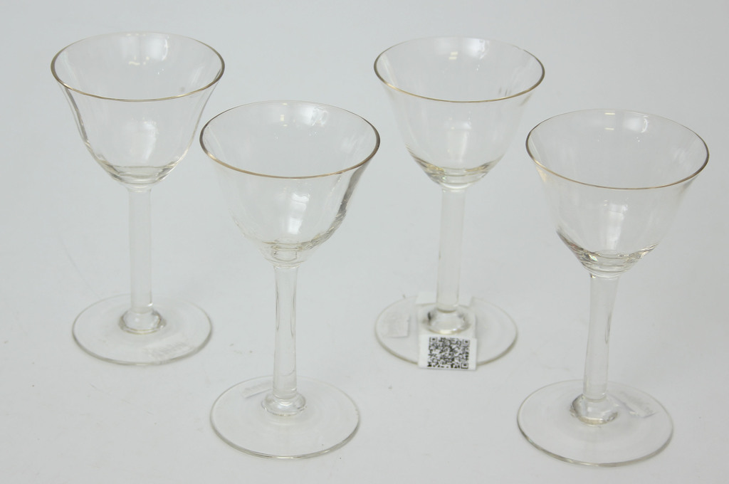 Stikla glāzes ( 4 gab) 