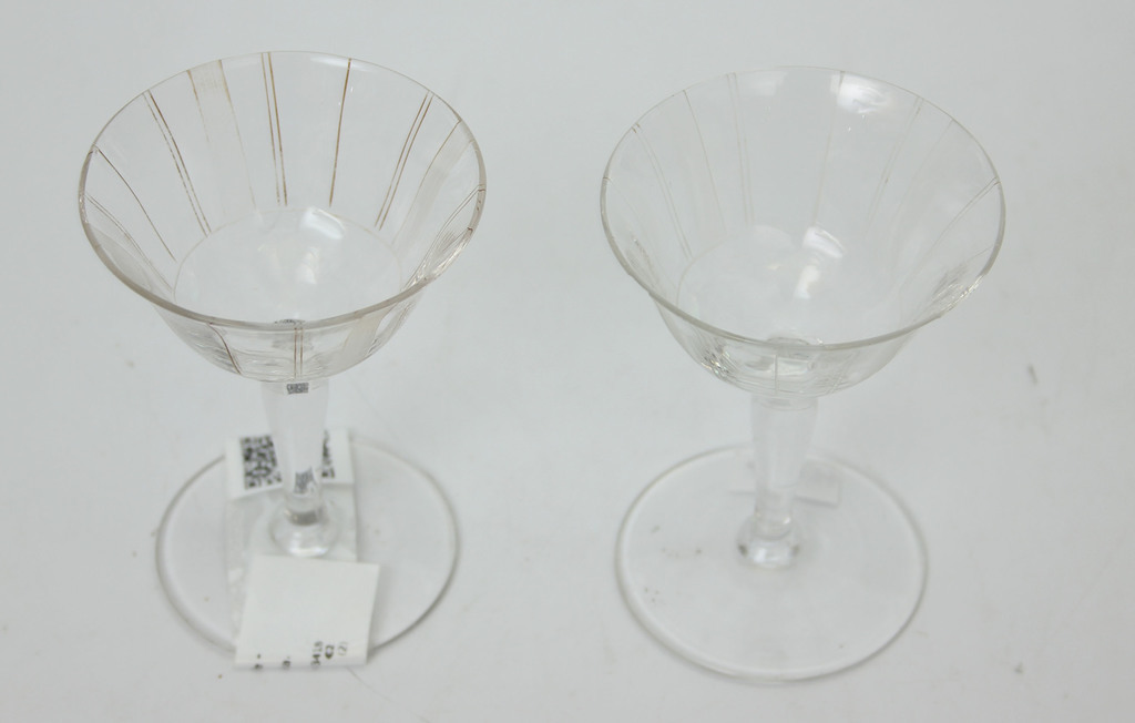 Стеклянные стаканы (2 шт)