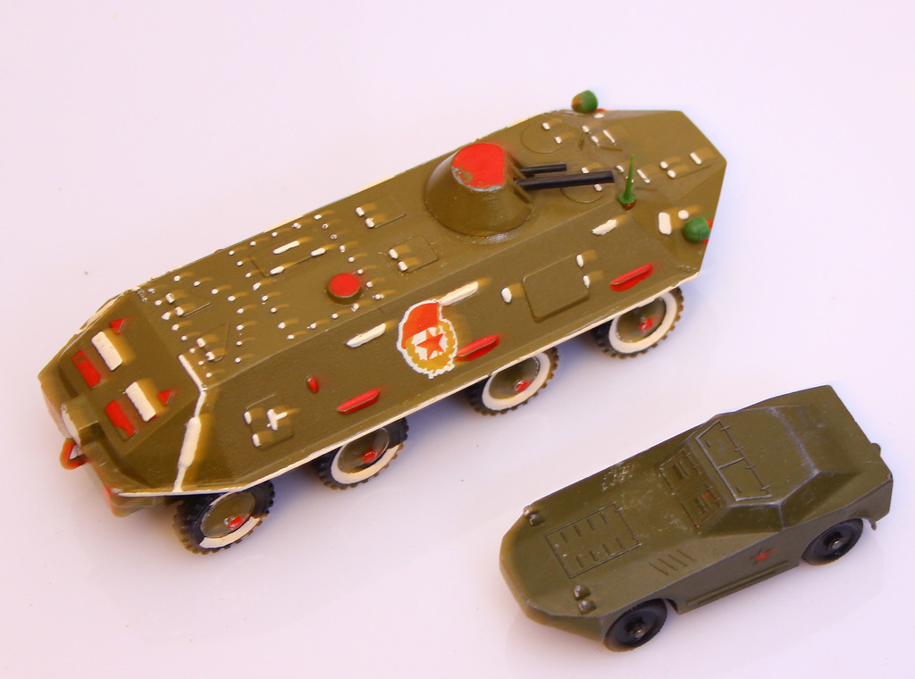Padomju armijas tehnika - auto modelīši 2 gab.
