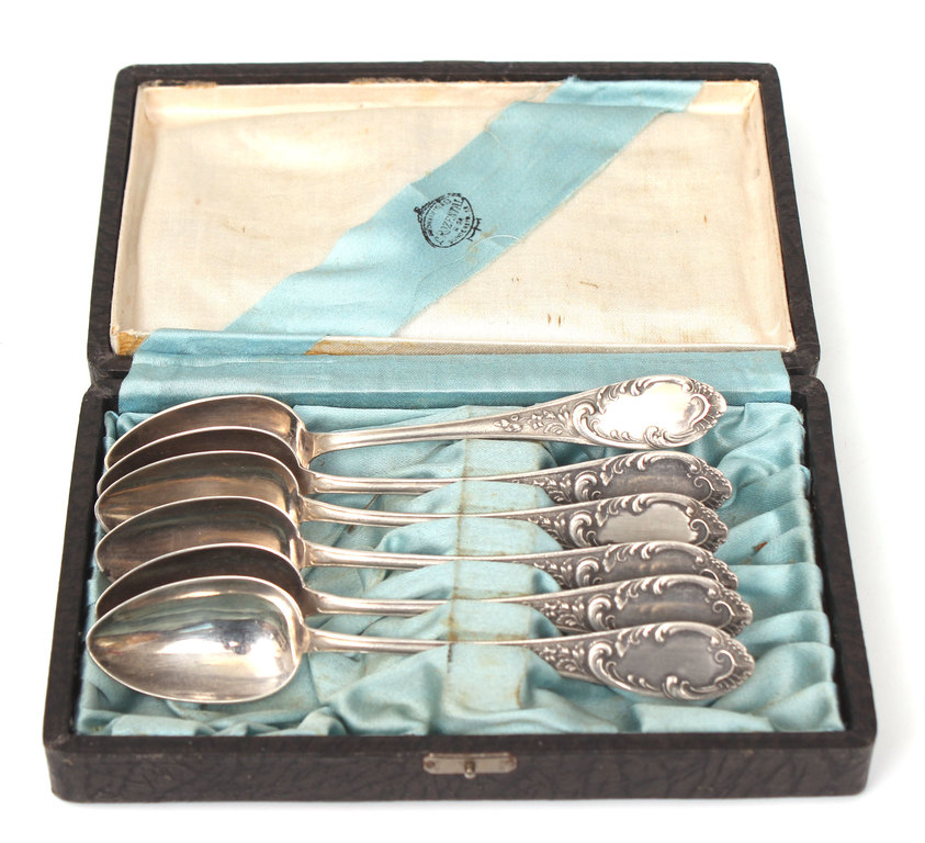 6 silver teaspoons in box