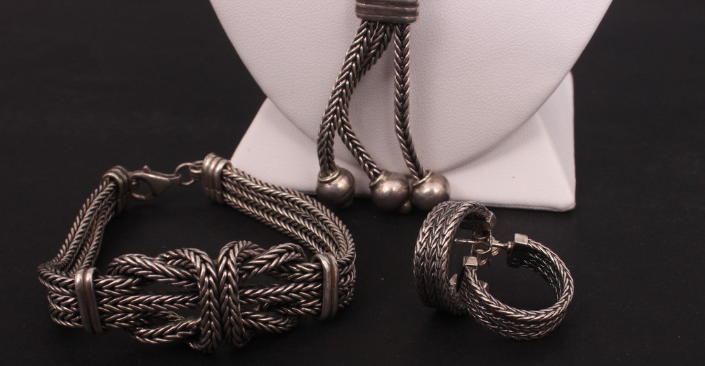 Серебряные серьги, браслет и колье