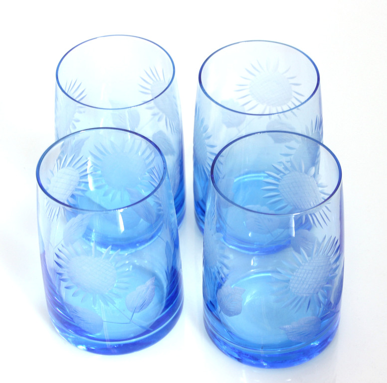 Zilā stikla glāzes (4 gab.)