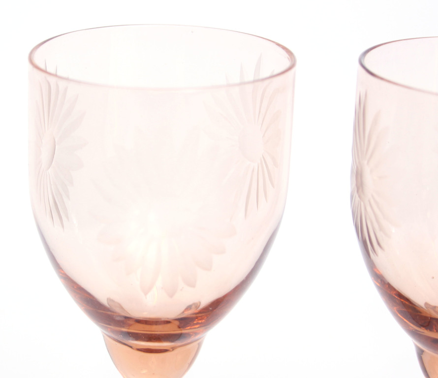 Glass glasses of different colors and shapes (17 pcs)