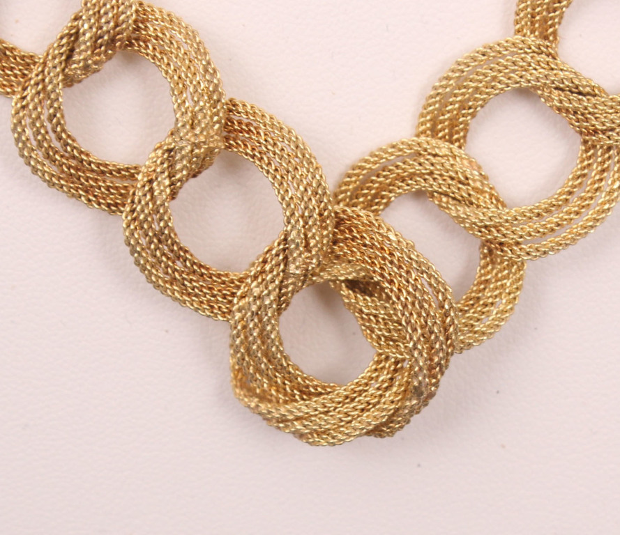 Set of gold chain, bracelet, earrings