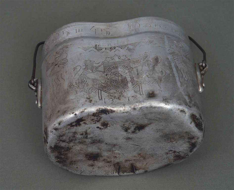 Pot with engraving