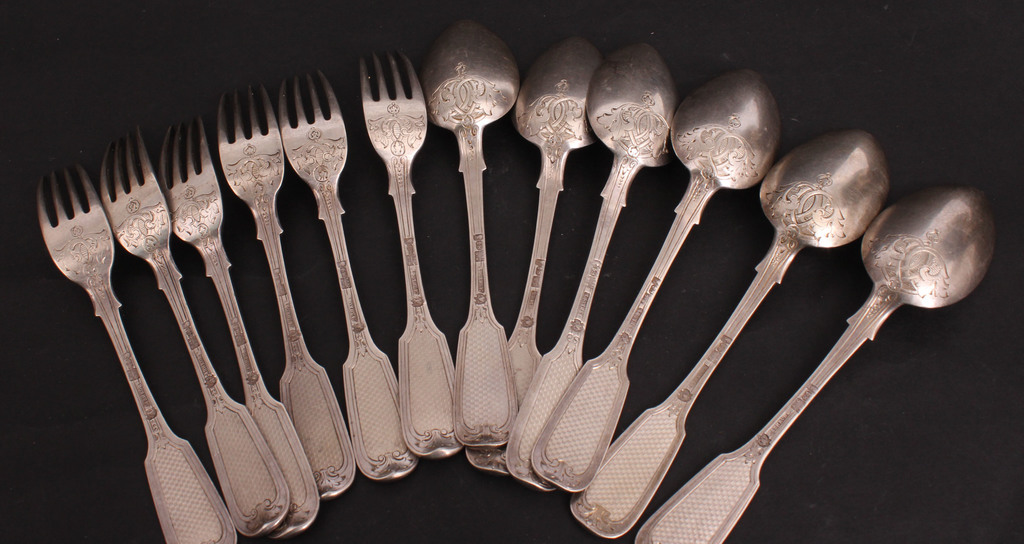 Silver spoons 6 pcs. and forks 6 pcs.
