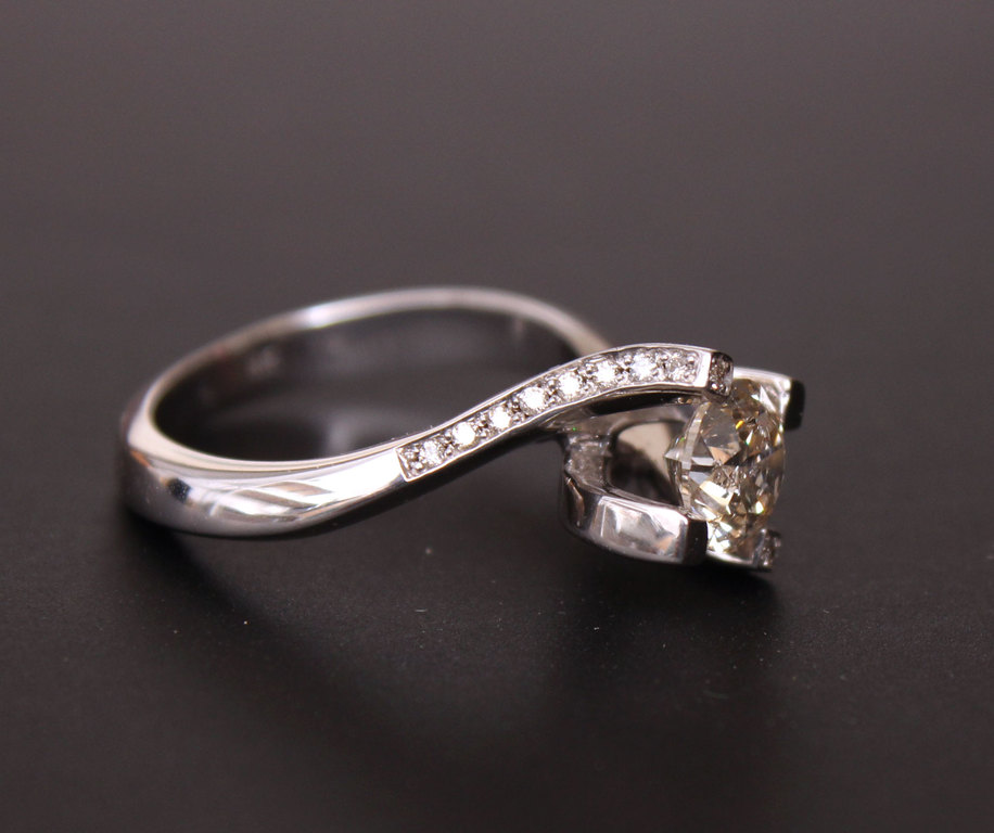 White golden ring with diamond
