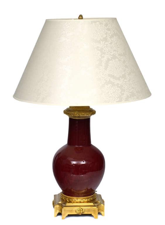 Ceramic table lamp with bronze finish