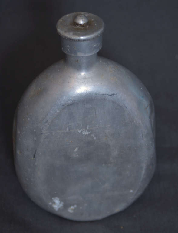German army cauldron, flask