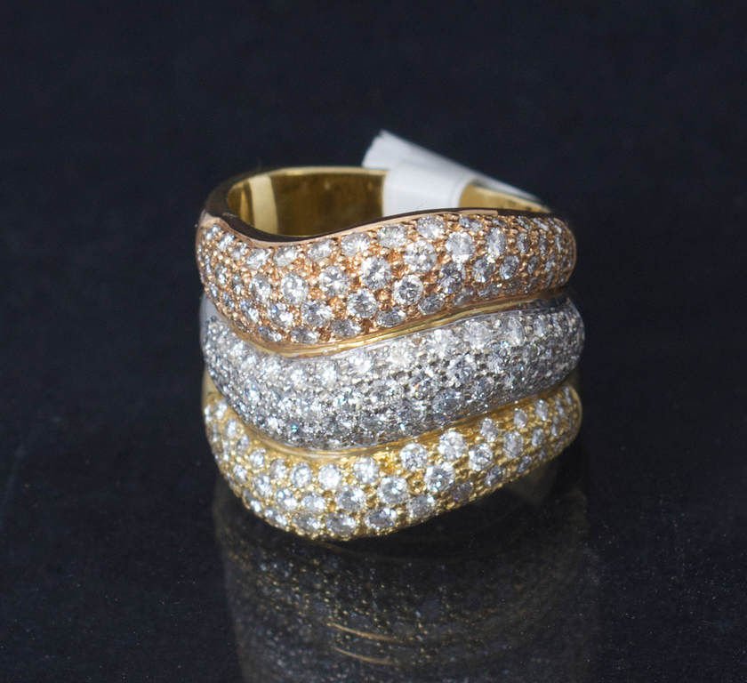 Three color gold ring with diamonds