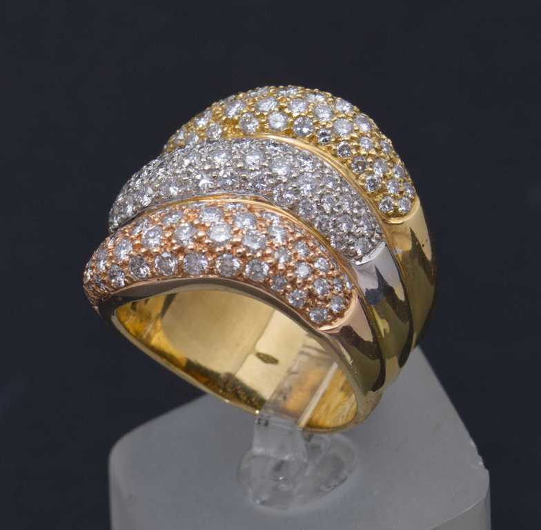 Three color gold ring with diamonds
