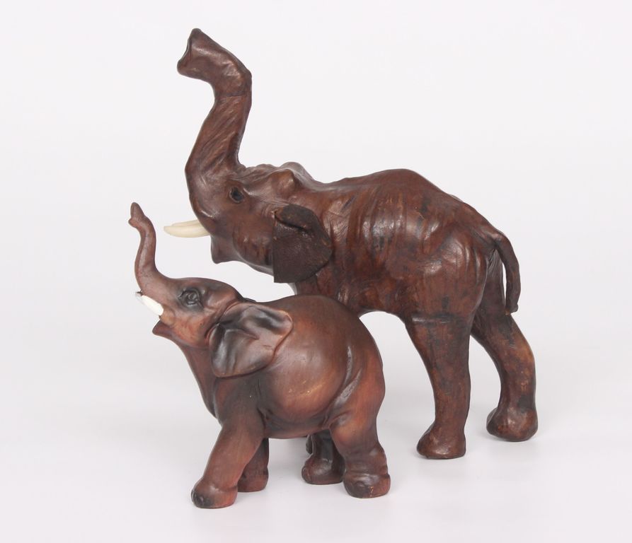 Two wooden figurines 