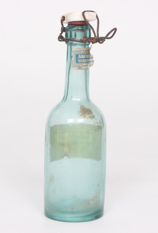 Glass water bottle 