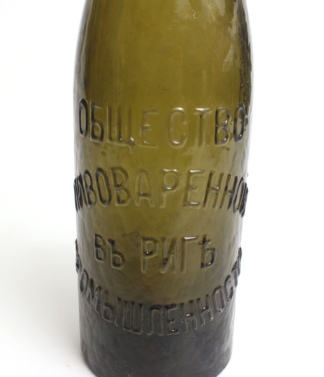 Glass bottle 