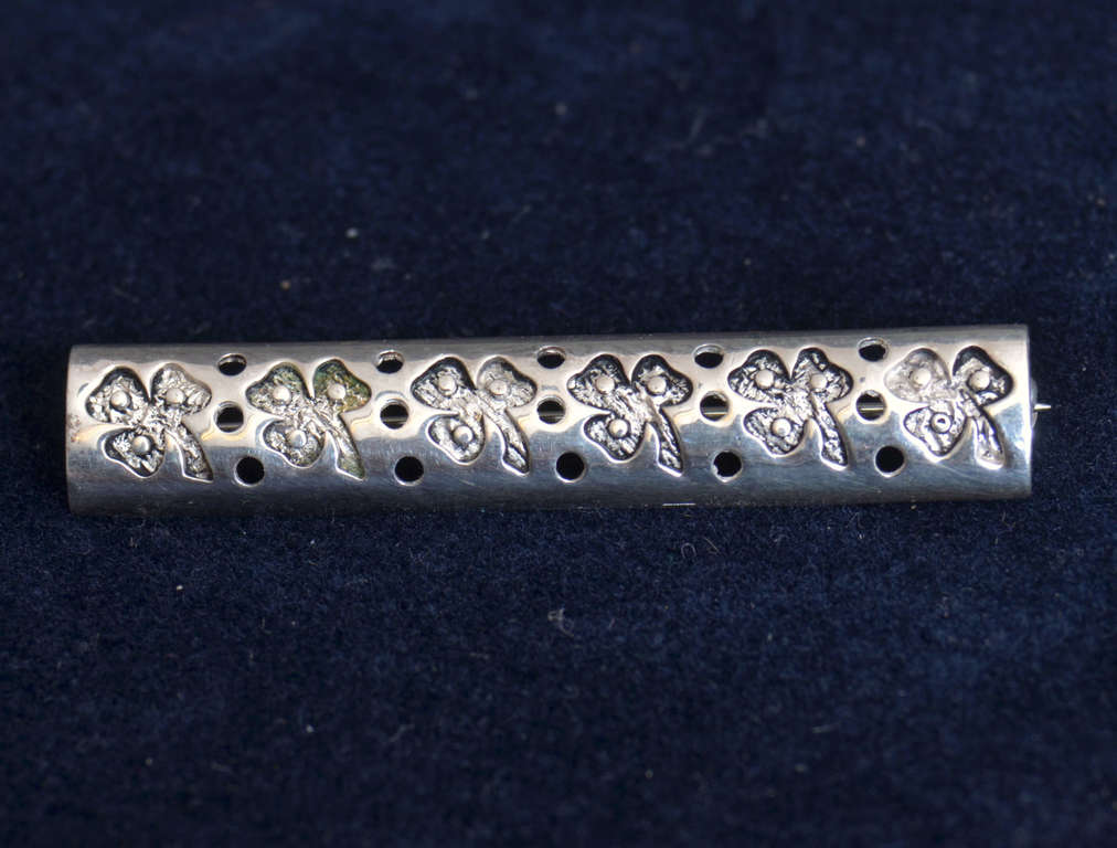 Silver Art Nouveau brooch 