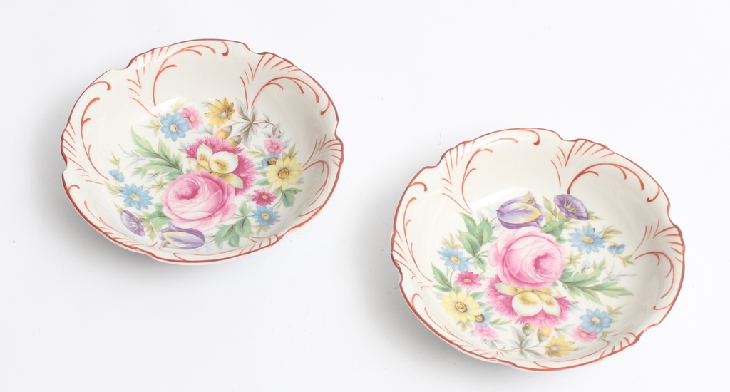 Candy dishes (2 pcs.)