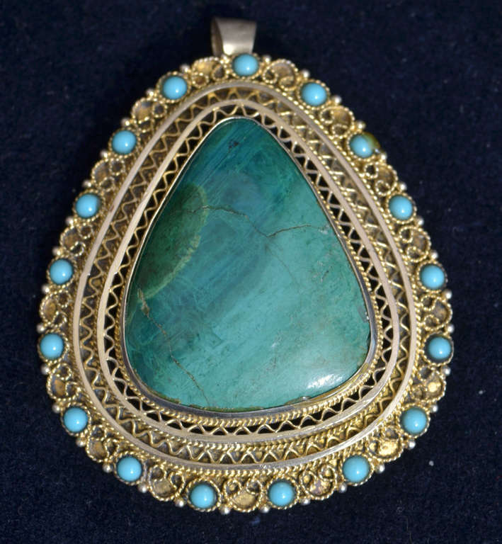 Gilded silver Art Nouveau brooch / pendant with turquoise