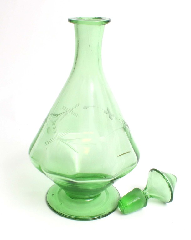Glass carafe set