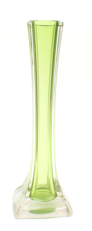 Стеклянная ваза Ильгюциемс салатового цвета