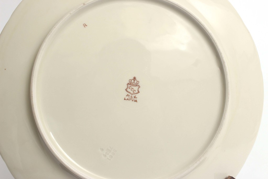 Porcelāna sķīvis 