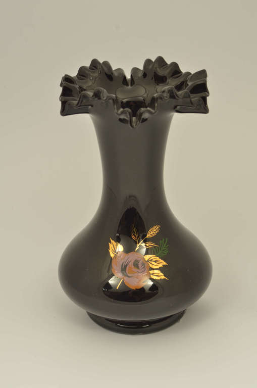 Black glass vase 