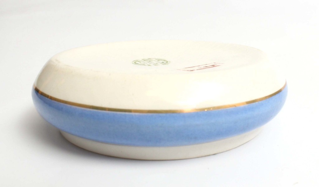 Faience box with lid